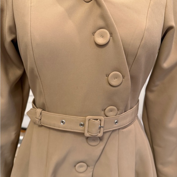 Miss candyfloss Elegant Tan Belted Women's button coat small - Picture 4 of 10